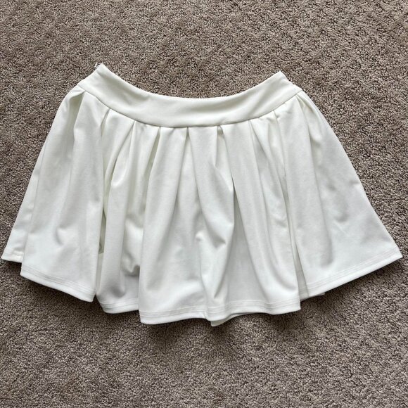 NEW Circle Skater Skirt White Mini High Waist Zip in Side 2010s Twee Size Medium - Picture 1 of 1